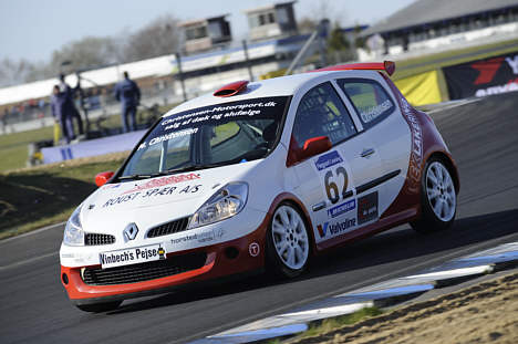 Michael Christensen glæder sig til den kommende weekend, hvor han sammen med de øvrige kørere fra Renault DTC Light Cuppen skal i kamp i et fælles løb med Danish Touringcar Championship.